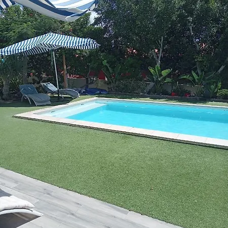 Lägenhet Sunset And Oceanview 2 Bedroom With Shared Pool *